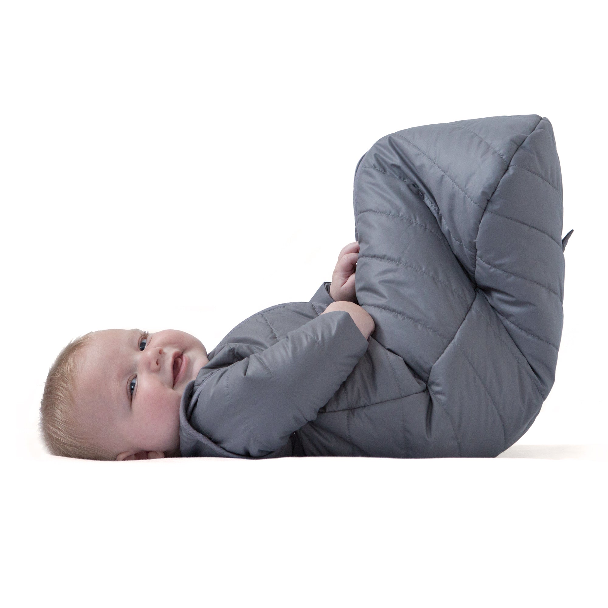 Baby deedee Sleep Nest Travel Quilted Baby Sleeping Bag Sack with Sleeves, Gray Skies, Large (18-36 Months)
